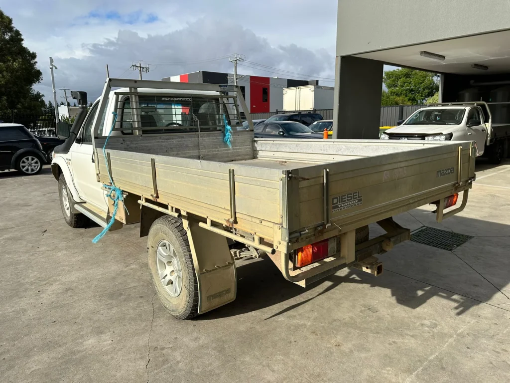 Mazda B2500 2005 White Manual Diesel