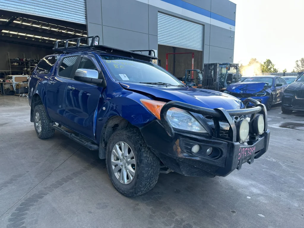 Mazda BT-50 2013 Blue Auto Diesel