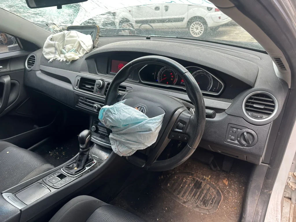 MG 6 2017 White Auto Petrol