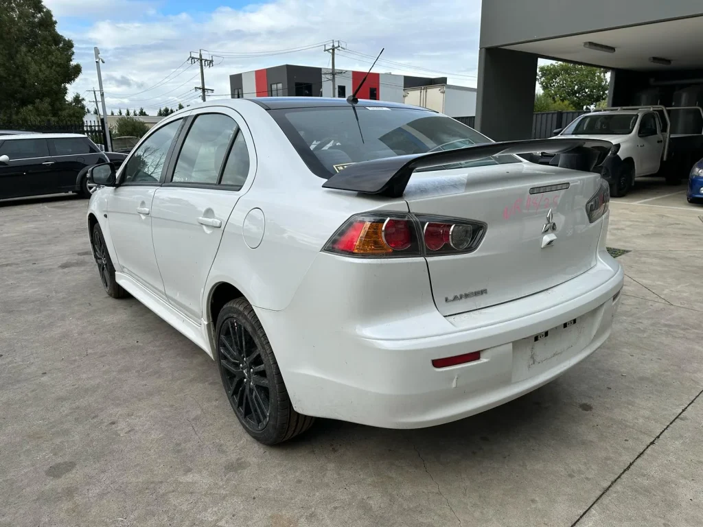 Mitsubishi Lancer 2017 White Auto Petrol