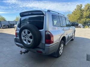 Mitsubishi Pajero 2005 Silver Auto Petrol