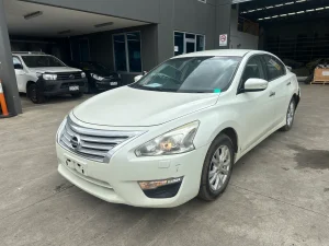 Nissan Altima 2013 White Auto Petrol