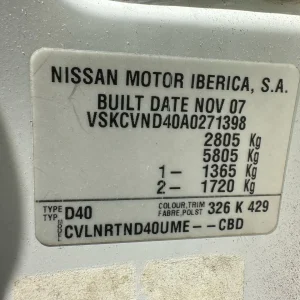 Nissan Navara 2007 White Auto White