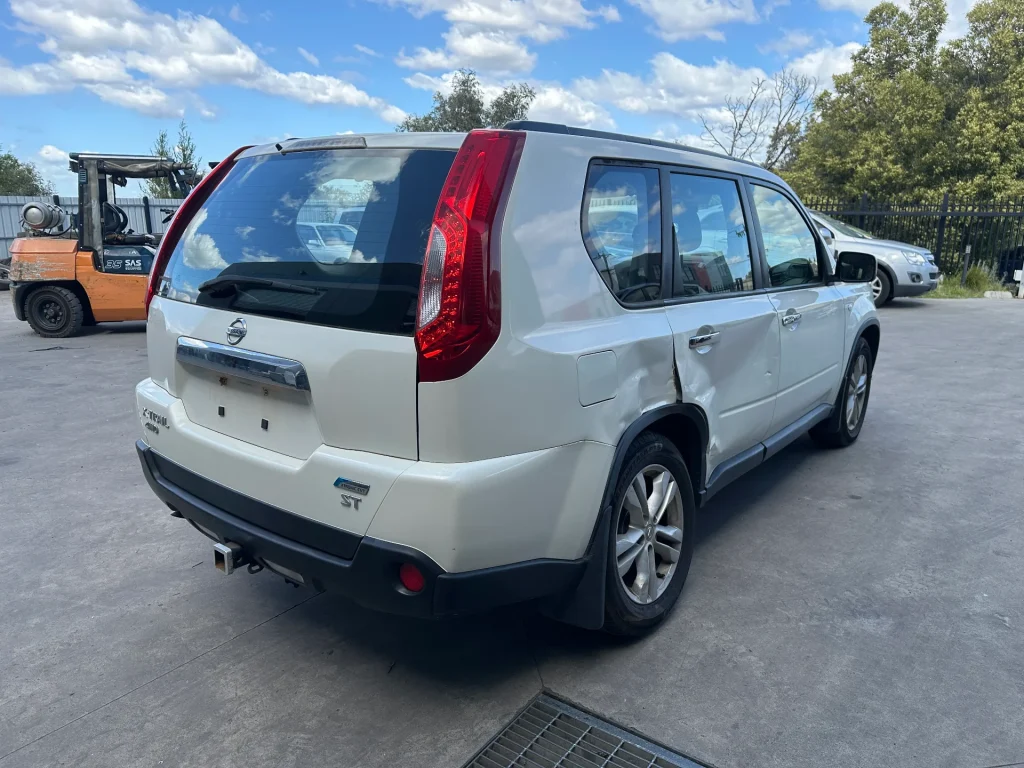 Nissan X-Trail 2012 White Auto Petrol