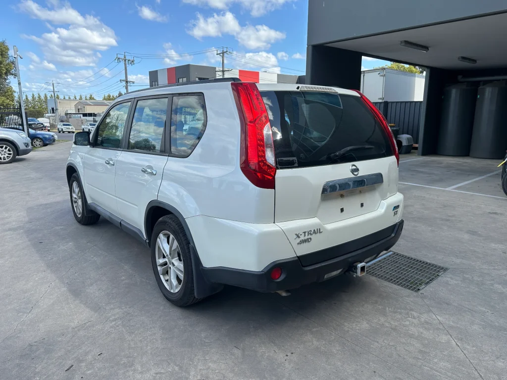 Nissan X-Trail 2012 White Auto Petrol
