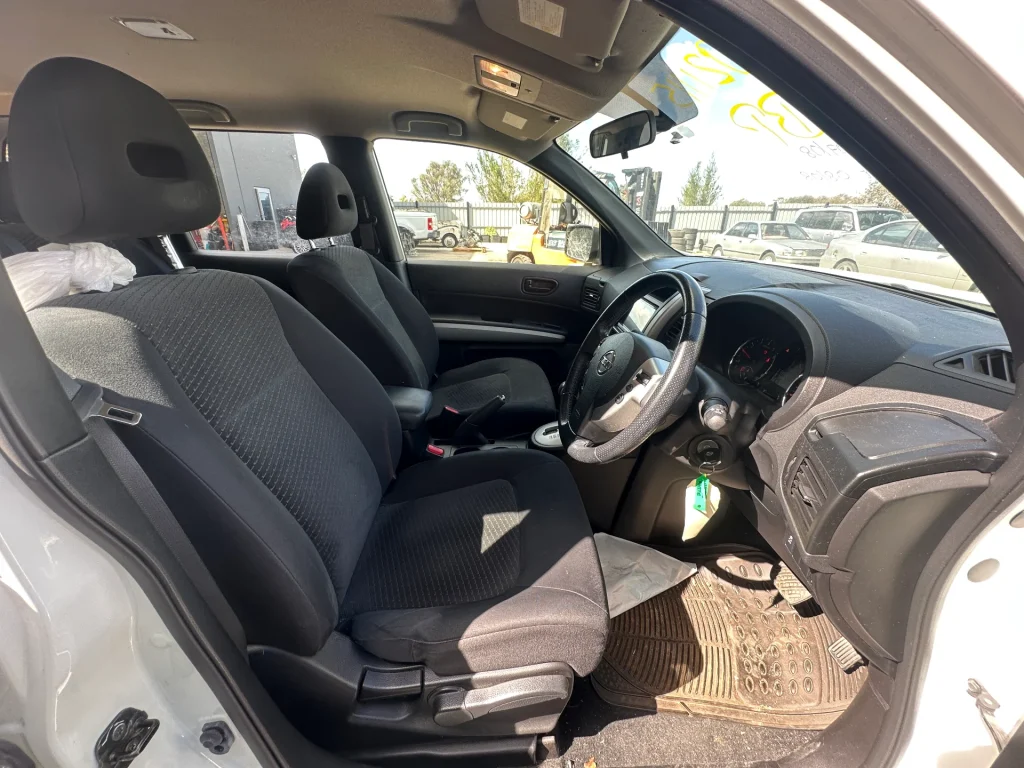 Nissan X-Trail 2012 White Auto Petrol