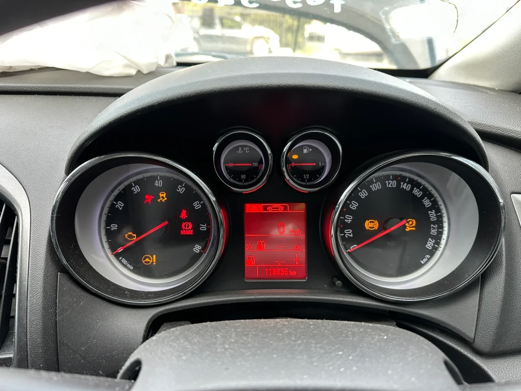 Opel Astra 2012 Black Auto Petrol