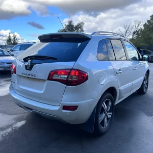 Renault Koleos 2025 White Auto Petrol