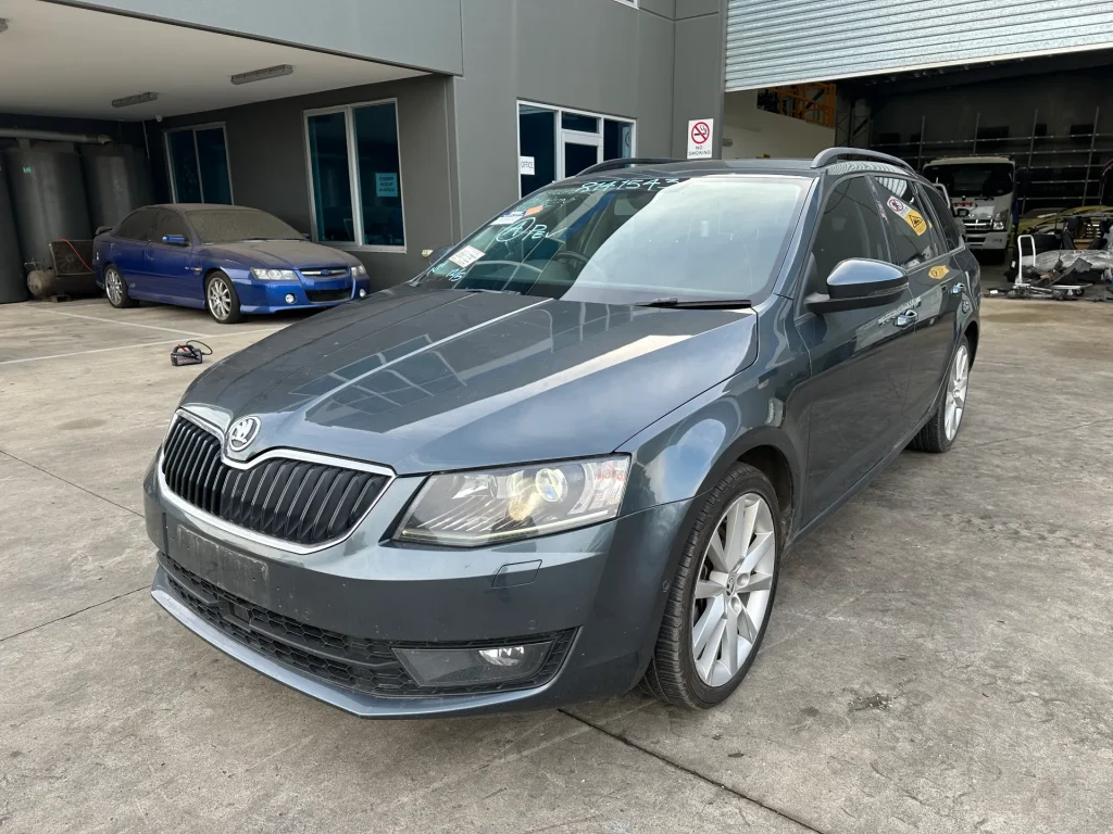 Skoda Octavia 2025 Grey Auto Petrol