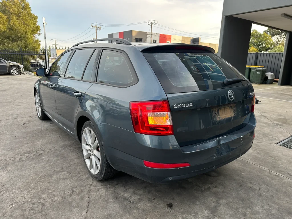 Skoda Octavia 2025 Grey Auto Petrol