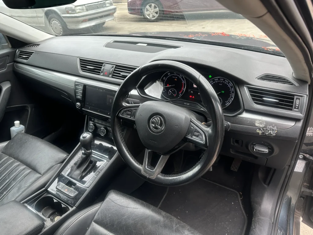 Skoda Superb 2017 Titanium Auto Petrol