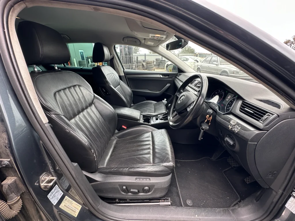 Skoda Superb 2017 Titanium Auto Petrol