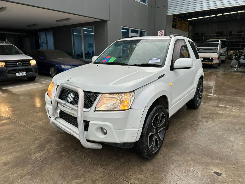 Suzuki Grand Vitara 2010 White Auto Petrol
