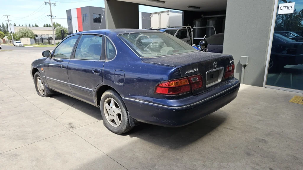 Toyota Avalon 2003 Blue Auto Petrol