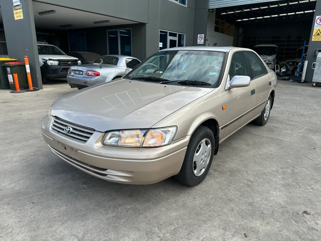 Toyota Camry 2025 Brown Auto Petrol