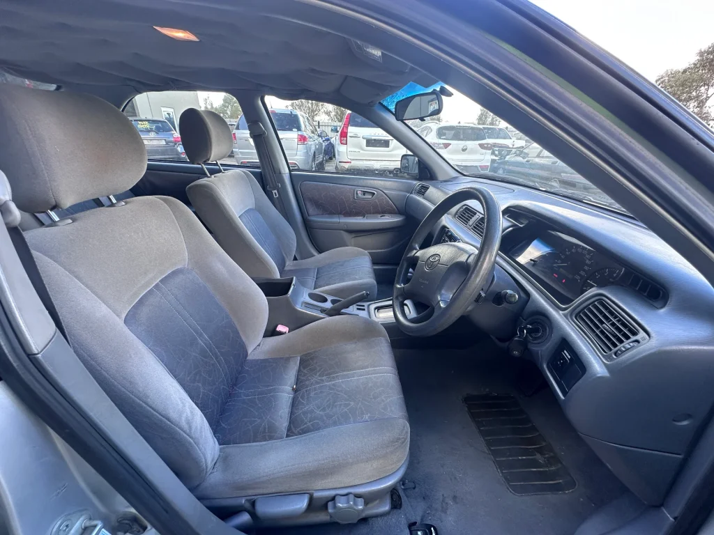 Toyota Camry 2002 Silver Auto Petrol