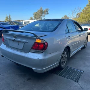 Toyota Camry 2004 Silver Auto Petrol