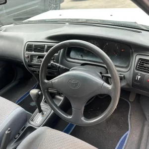 Toyota Corolla 1995 White Auto Petrol