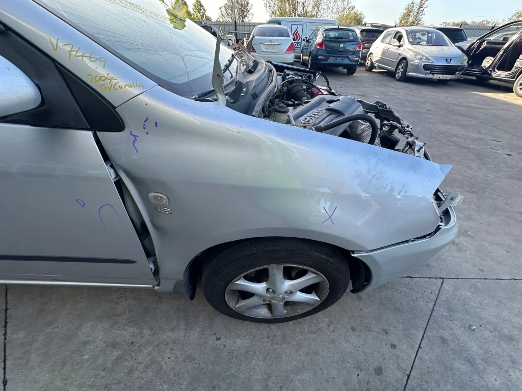 Toyota Corolla 2004 Silver Auto Petrol