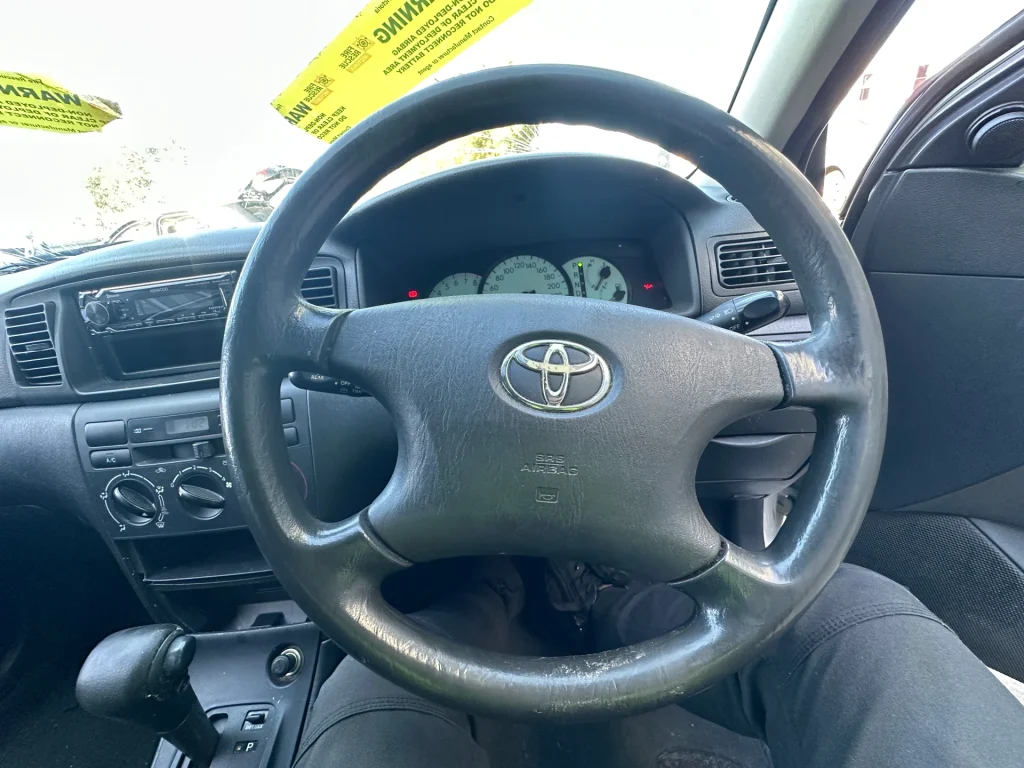 Toyota Corolla 2004 Silver Auto Petrol