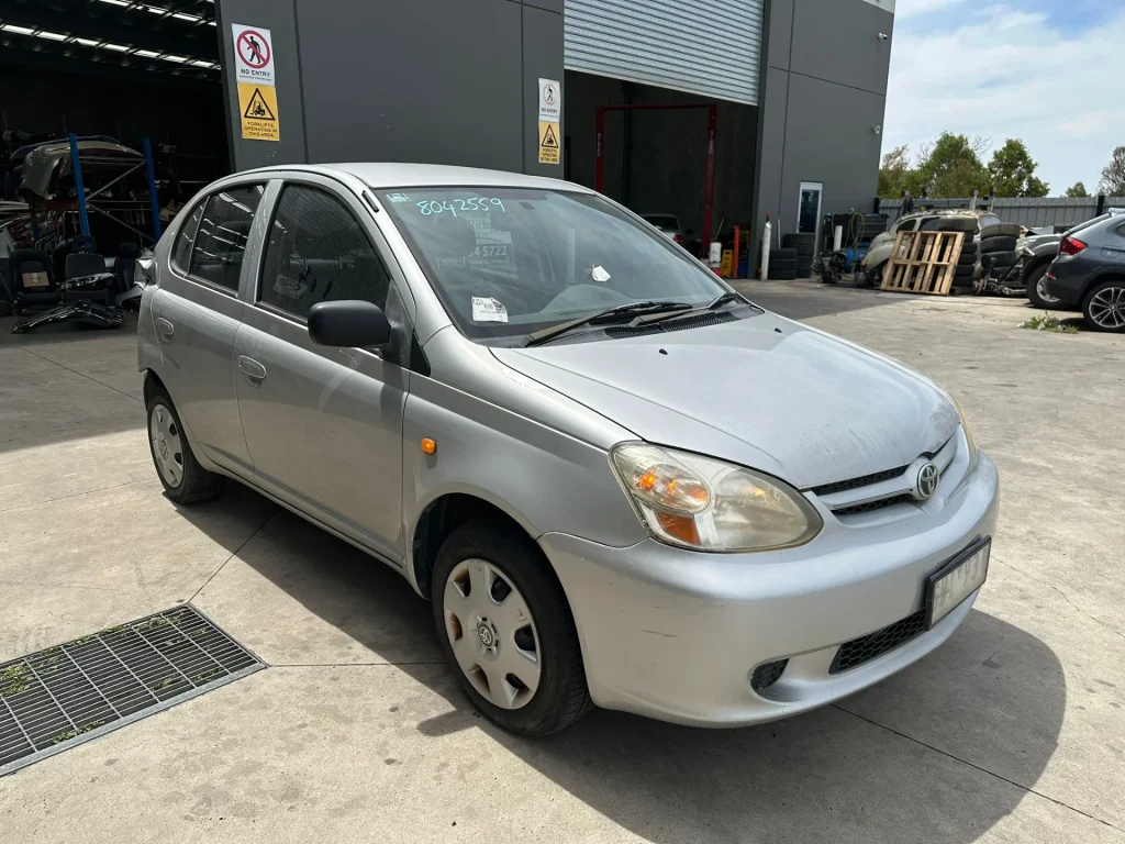 Toyota Echo 2003 Silver Auto Petrol