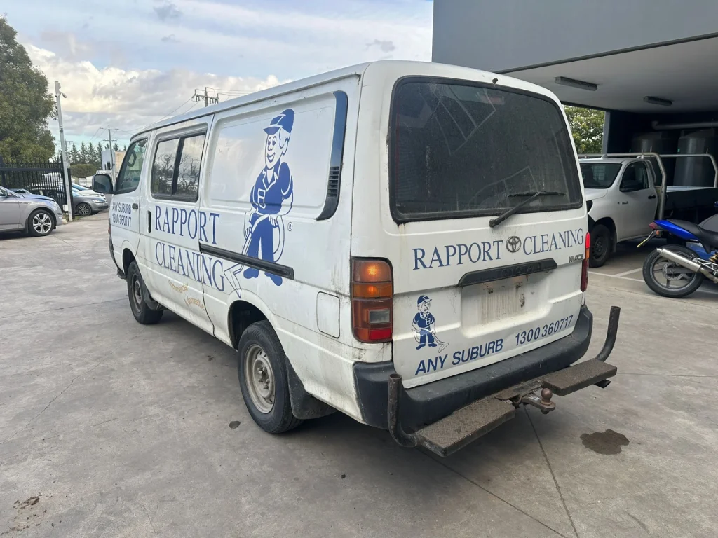 Toyota Hiace 2002 White Auto Petrol