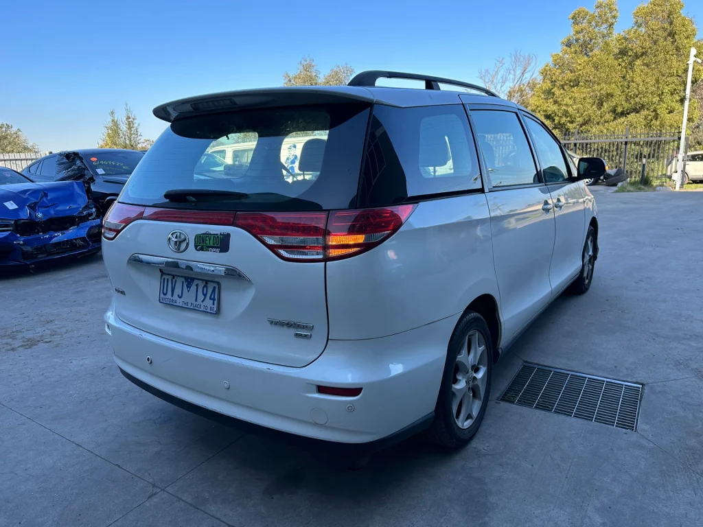 Toyota Tarago 2007 White Auto Petrol