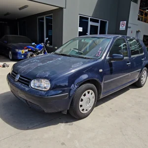 Volkswagen Golf 2001 Black Manual Petrol