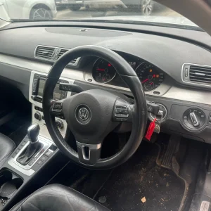 Volkswagen Passat 2013 Silver Auto Diesel