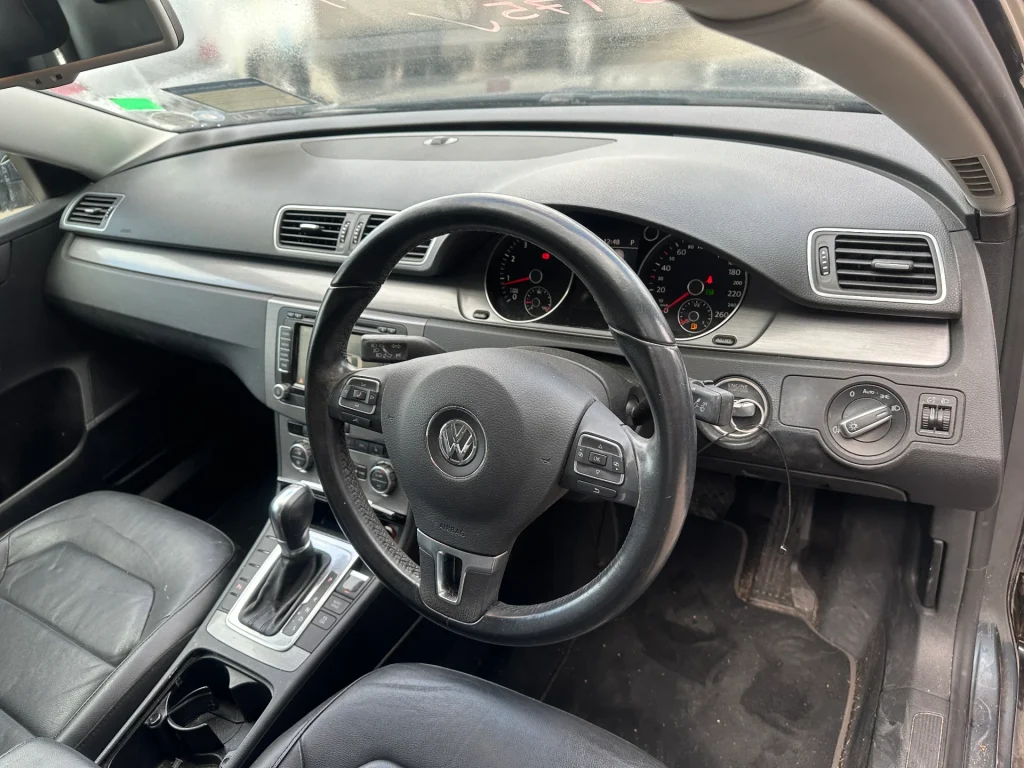 Volkswagen Passat 2013 Black Auto Petrol