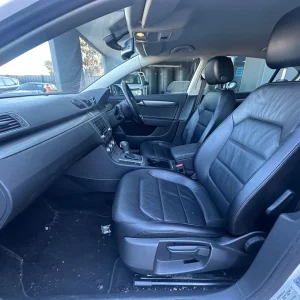 Volkswagen Passat 2014 White Auto Petrol